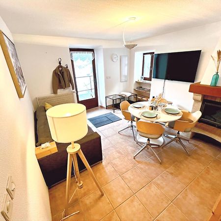 Charmante Maison De Montagne Briançon Exteriör bild