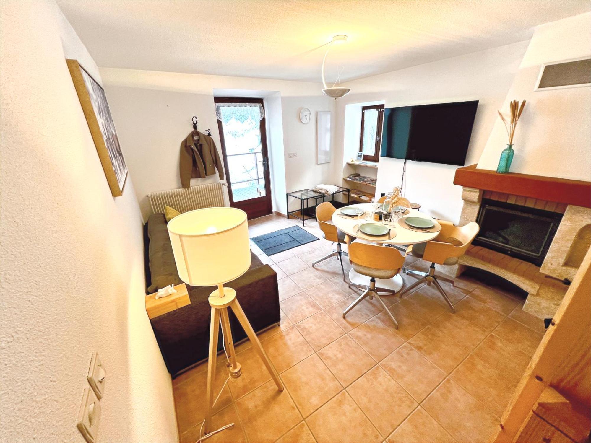 Charmante Maison De Montagne Briançon Exteriör bild
